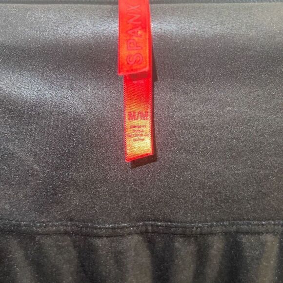 ✨Spanx Faux Leather Leggings✨ - Picture 6 of 6